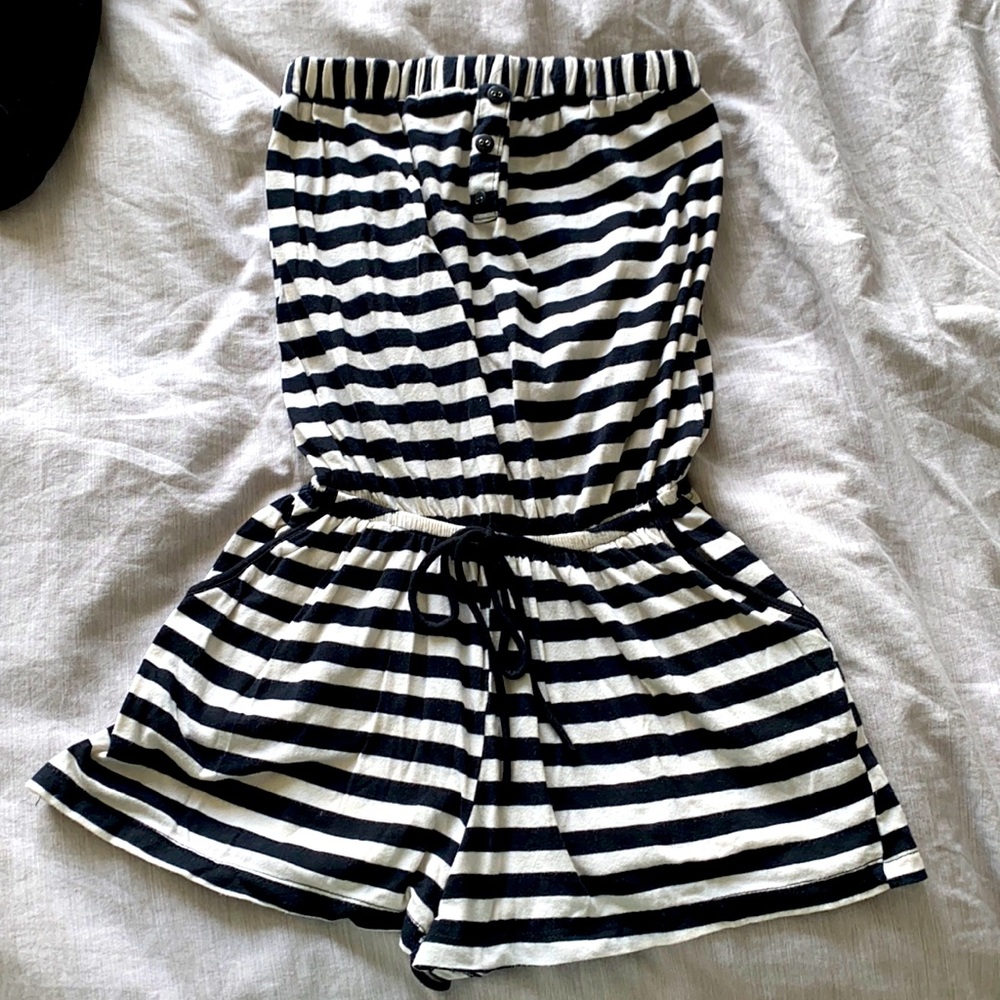 Striped strapless romper